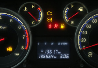 Подержанный автомобиль Suzuki SX4 Hatchback 2012 года (17 фото)