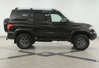 Подержанный автомобиль УАЗ Patriot 2021 года (5 фото)