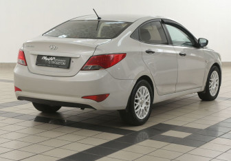 Подержанный автомобиль Hyundai Solaris Sedan 2016 года (4 фото)