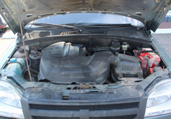 Подержанный автомобиль Chevrolet Niva 2006 года (17 фото)