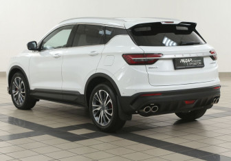 Подержанный автомобиль Geely Coolray 2023 года (2 фото)