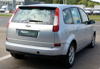 Подержанный автомобиль Ford C-MAX 2006 года (6 фото)