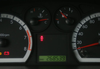 Подержанный автомобиль Chevrolet Aveo Sedan 2010 года (17 фото)