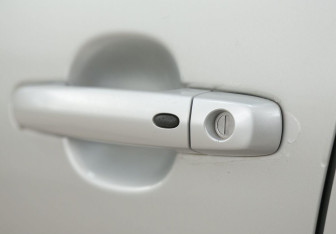 Подержанный автомобиль Suzuki Grand Vitara 2006 года (18 фото)