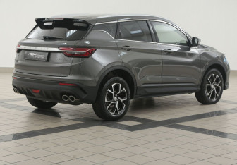 Подержанный автомобиль Geely Coolray 2023 года (4 фото)