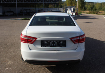 Подержанный автомобиль LADA (ВАЗ) Vesta Sedan 2020 года (6 фото)