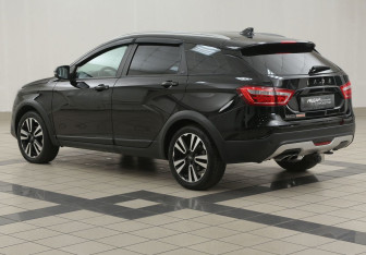 Подержанный автомобиль LADA (ВАЗ) Vesta Wagon 2022 года (2 фото)