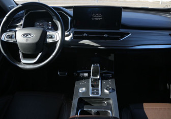 Подержанный автомобиль Chery Tiggo 8 Pro 2021 года (12 фото)