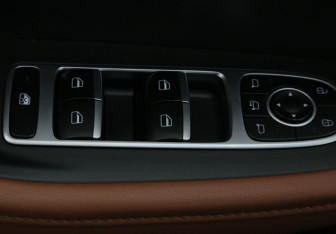 Подержанный автомобиль Omoda C5 2022 года (18 фото)