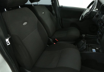 Подержанный автомобиль LADA (ВАЗ) Kalina Wagon 2011 года (10 фото)
