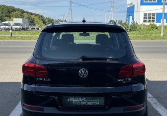 Подержанный автомобиль Volkswagen Tiguan 2015 года (4 фото)