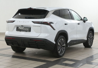 Подержанный автомобиль Jetour Dashing 2023 года (4 фото)