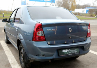 Подержанный автомобиль Renault Logan Sedan 2013 года (4 фото)