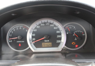 Подержанный автомобиль Chevrolet Lacetti Wagon 2006 года (13 фото)