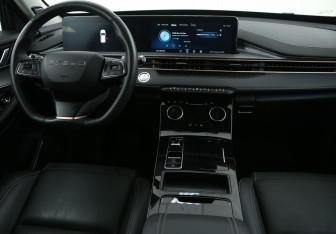 Подержанный автомобиль Exeed LX 2023 года (12 фото)