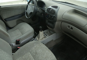 Подержанный автомобиль LADA (ВАЗ) Kalina Hatchback 2007 года (9 фото)