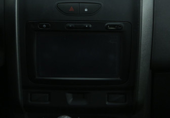 Подержанный автомобиль Renault Duster 2016 года (13 фото)