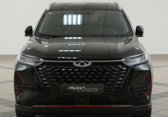 Подержанный автомобиль Chery Tiggo 8 Pro 2022 года (6 фото)