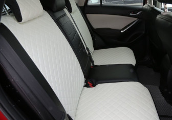 Подержанный автомобиль Mazda CX-5 2015 года (11 фото)