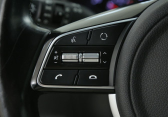 Подержанный автомобиль Kia Sportage 2019 года (30 фото)