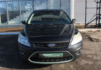 Подержанный автомобиль Ford Focus Sedan 2009 года (2 фото)