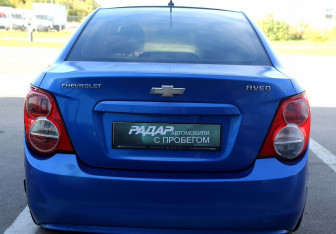 Подержанный автомобиль Chevrolet Aveo Sedan 2012 года (5 фото)