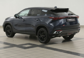 Подержанный автомобиль Omoda C5 2023 года (2 фото)