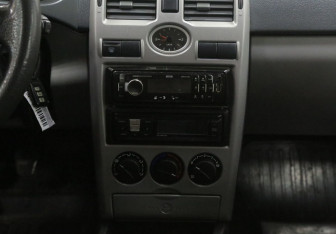 Подержанный автомобиль LADA (ВАЗ) Priora Wagon 2010 года (9 фото)