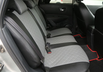 Подержанный автомобиль Nissan Qashqai 2012 года (11 фото)