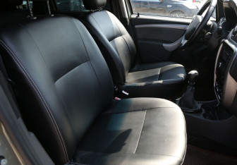 Подержанный автомобиль Renault Duster 2013 года (10 фото)