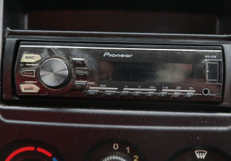 Подержанный автомобиль LADA (ВАЗ) Granta Sedan 2013 года (15 фото)