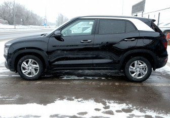 Подержанный автомобиль Hyundai Creta 2022 года (8 фото)