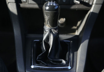 Подержанный автомобиль Ford Focus Wagon 2006 года (13 фото)