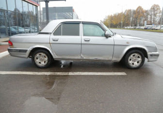 Подержанный автомобиль ГАЗ 31105 «Волга» 2004 года (7 фото)