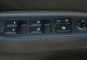 Подержанный автомобиль Kia Cerato Sedan 2013 года (18 фото)