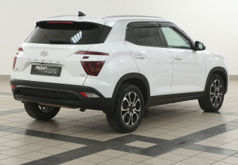 Подержанный автомобиль Hyundai Creta 2021 года (4 фото)