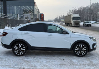 Подержанный автомобиль LADA (ВАЗ) Vesta Sedan 2023 года (9 фото)