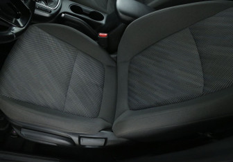 Подержанный автомобиль Kia Seltos 2020 года (11 фото)