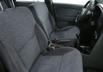 Подержанный автомобиль Kia Spectra Sedan 2006 года (10 фото)