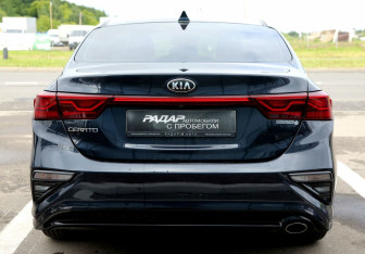 Подержанный автомобиль Kia Cerato Sedan 2020 года (5 фото)