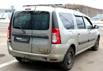 Подержанный автомобиль LADA (ВАЗ) Largus Wagon 2014 года (6 фото)