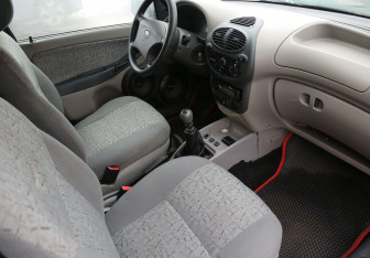 Подержанный автомобиль LADA (ВАЗ) Kalina Hatchback 2007 года (9 фото)