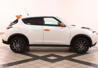 Подержанный автомобиль Nissan Juke 2015 года (2 фото)
