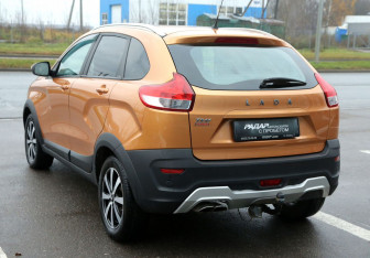 Подержанный автомобиль LADA (ВАЗ) XRAY 2021 года (4 фото)