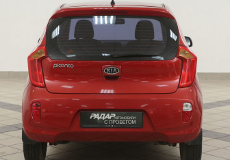 Подержанный автомобиль Kia Picanto 2011 года (3 фото)