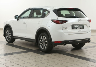 Подержанный автомобиль Mazda CX-5 2017 года (2 фото)
