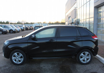 Подержанный автомобиль LADA (ВАЗ) XRAY 2018 года (4 фото)