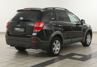 Подержанный автомобиль Chevrolet Captiva 2014 года (4 фото)