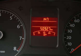 Подержанный автомобиль Volkswagen Polo Sedan 2013 года (17 фото)