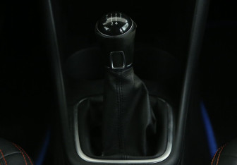 Подержанный автомобиль Volkswagen Polo Sedan 2013 года (13 фото)